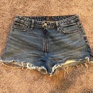 Cut off jean shorts